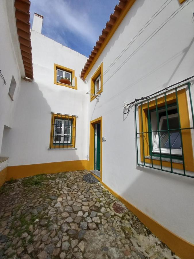 Апартаменты Pateo Dos Oliveira - Casa Da Cocheira Эвора Экстерьер фото